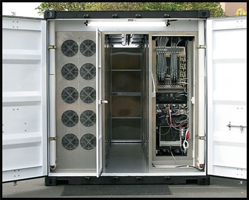 first container data center form sunâ€˜s black project