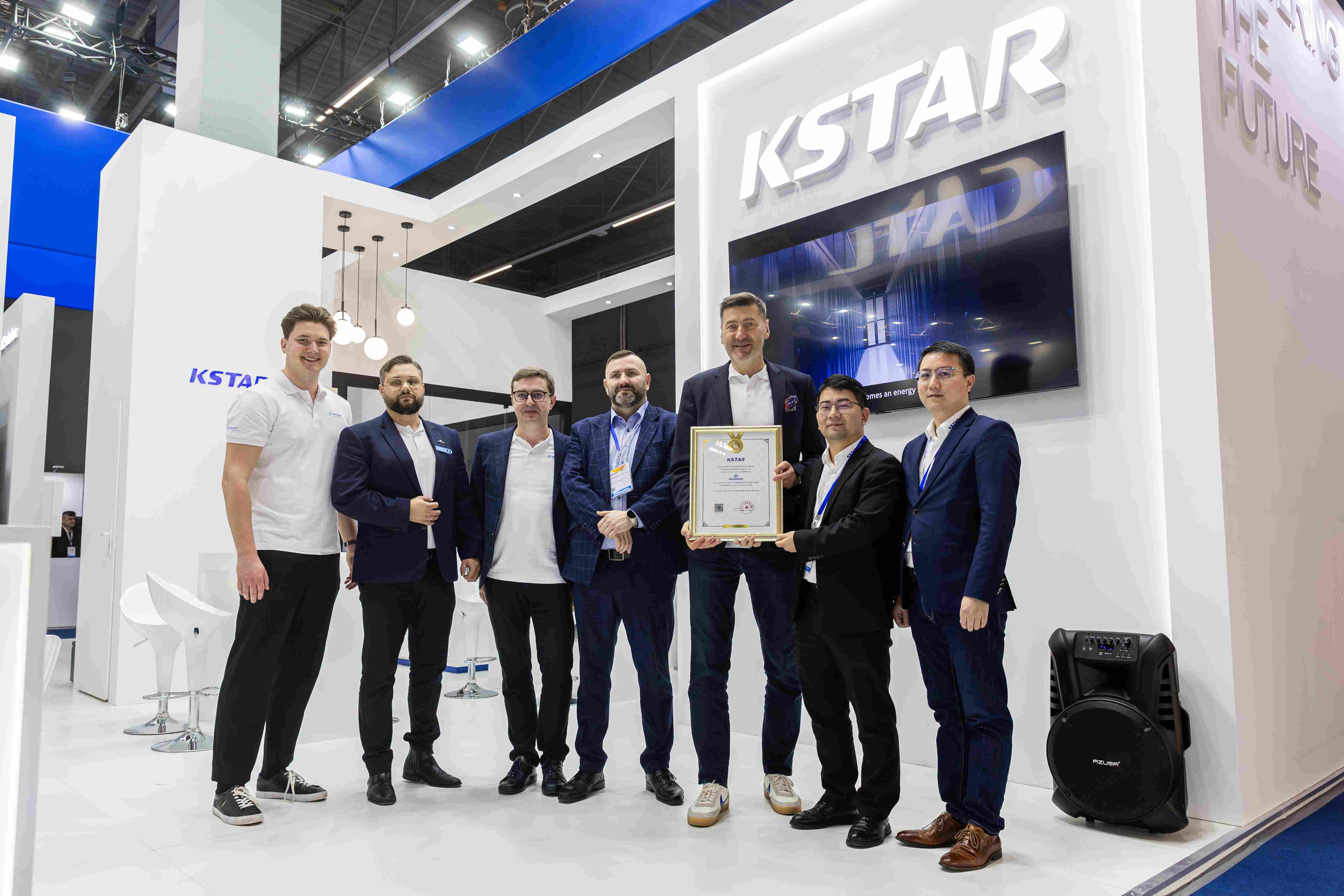 Equipo de KSTAR en ENEX 2025 en Kielce